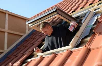 Pose de fenêtres de toit Velux à Cunel